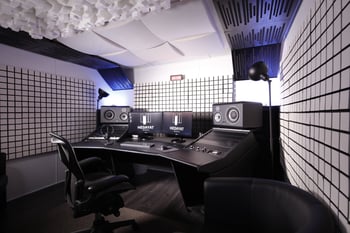 studio B-1